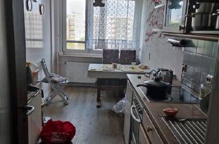 Wohnung kaufen in 47198 Duisburg, Duisburg - Vermietete 3- Zimmerwohnung zu verkaufen.
