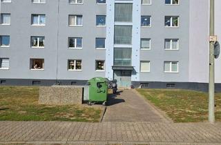 Wohnung kaufen in 76744 Wörth, Freiwerdende und Gutgeschnittene 3 Zimmerwohnung mit Balkon zu verkaufen!