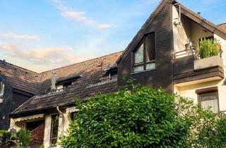 Wohnung kaufen in 40882 Ratingen, Ruhige 2-Zimmer-Dachgeschoss-Wohnung mit Balkon & TG-Stellplatz in Ratingen-Ost