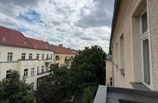 Wohnung kaufen in 10245 Friedrichshain, 2-Zimmer-Altbauwohnung in Toplage Friedrichshain – direkt am Boxhagener Platz