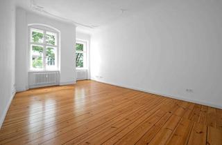 Wohnung kaufen in 12161 Friedenau, Wohnen auf höchstem Niveau - hochwertig sanierte 3 Zimmer Altbau Wohnung mit West Balkon