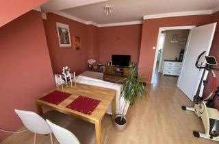 Wohnung mieten in 33330 Gütersloh, Kleine Dachgeschosswohnung direkt am Dreiecksplatz in Gütersloh