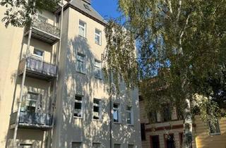 Wohnung mieten in Klausenerstraße 49, 39112 Sudenburg, Gemütliche, sanierte 2-Raum-DG-Wohnung mit neuer EBK, Balkon und Fahrstuhl in Magdeburg-Sudenburg