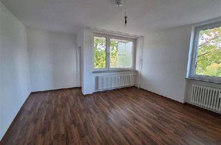 Wohnung mieten in Moorweg 34, 24582 Bordesholm, Modernisierte 2-Zimmer-Wohnung ca. 61,24 m² mit Loggia und Einbauküche