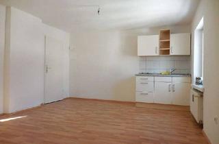 Wohnung mieten in Wolfratshauser Str. 38, 82065 Baierbrunn, Modernisierte 1-Zimmer-Dachgeschosswohnung mit EBK in Baierbrunn