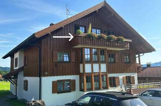 Wohnung mieten in Ortssstraße 18a, 87538 Bolsterlang, ARBEIT und WOHNUNG gesucht ? Sonnige 2-Zimmer-Dachgeschosswohnung mit Alpenpanorama
