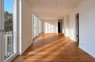 Wohnung mieten in 22335 Fuhlsbüttel, Großzügige neu ausgebaute 4-Zimmer Dachgeschosswohnung - ohne Einbauküche - zu vermieten