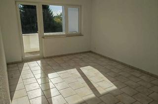 Wohnung mieten in 51381 Bergisch Neukirchen, Frisch sanierte 3-Zimmer-Wohnung mit Balkon und Blick ins Grüne – Erstbezug nach Sanierung