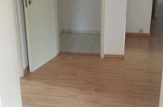 Wohnung mieten in Bergring 11, 08058 Zwickau, Schöne 3 Zimmer Etagenwohnung