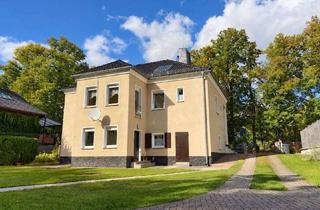 Einfamilienhaus kaufen in 15537 Erkner, Einfamilienhaus mit Einliegerwohnung und großzügigem Grundstück in Erkner