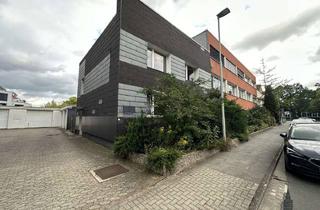 Haus kaufen in 30625 Heideviertel, Zweifamilienhaus mit Sanierungs- und Entwicklungspotenzial in Hannover-Buchholz-Kleefeld