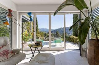 Villa kaufen in 76530 Innenstadt, Villa mit Panoramablick über den Schwarzwald - Wohnen in der besten Lage Baden-Badens
