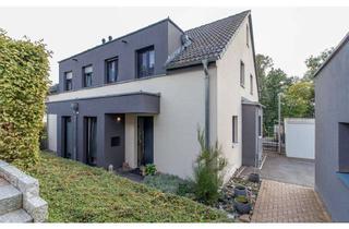 Haus kaufen in 08141 Reinsdorf, Modernes Wohnen mit Charakter in Reinsdorf