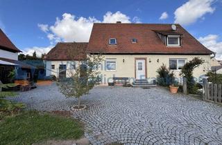 Einfamilienhaus kaufen in 91560 Heilsbronn, Vielseitiges Einfamilienhaus mit Garten, Garage und Nebengebäude in Weißenbronn