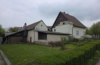 Einfamilienhaus kaufen in Obere Mühlstr., 76698 Ubstadt-Weiher, Charmantes Einfamilienhaus mit viel Potenzial, Balkon und Nebengebäude in Ubstadt-Weiher (OT Stettfe