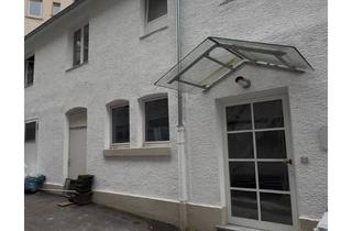 Gewerbeimmobilie kaufen in Kriegerstr 8a, 70191 Nord, City Hinterhofgebäude mit Garage & Lagerflächen ! Gut vermietet & langfristig !