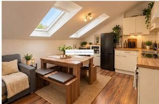 Wohnung kaufen in 75217 Birkenfeld, Vermietete 1-Zimmer-Dachgeschosswohnung mit Einbauküche und Stellplatz in Birkenfeld