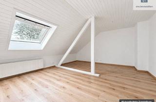 Wohnung mieten in 42857 Innen, Remscheid-Hasten // Frisch renovierte und schön geschnittene 3-Zimmer-Dachgeschosswohnung