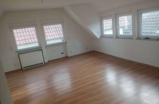 Wohnung mieten in 61197 Florstadt, Viel Platz in Florstadt: Saniertes Dachgeschoss mit vier Zimmern