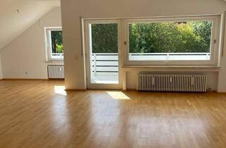 Wohnung mieten in Schindelmacherweg, 76534 Lichtental, Großzügige, helle 3-Zimmer-Wohnung in ruhiger Lage mit Blick ins Grüne