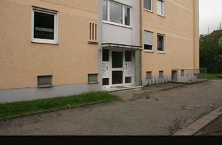 Wohnung mieten in Hohenstaufenstraße 42, 87600 Kaufbeuren, Alltagstaugliche 2-Zimmer-Wohnung in zentraler Lage von Kaufbeuren