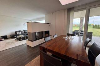 Haus kaufen in Austraße 11-13, 88450 Berkheim, Unverbaubares Wohnen am Feldrand - EFH mit Premium-Ausstattung, 2 Doppelgaragen, großem Garten uvm.