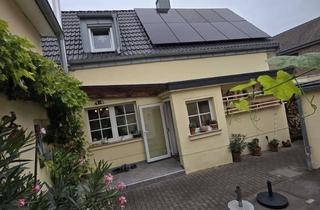 Einfamilienhaus kaufen in 41517 Grevenbroich, Charmantes Einfamilienhaus mit Garage, Photovoltaikanlage in Grevenbroich