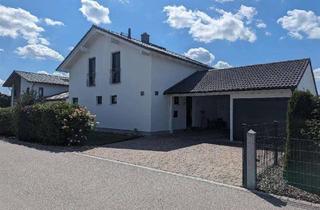 Haus mieten in Am Straßland 12, 84323 Massing, Ansprechendes Einfamilienhaus mit sechs Zimmern und EBK in Massing