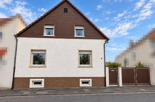 Einfamilienhaus kaufen in Ubstadterstrasse, 76694 Forst, Freistehendes Einfamilienhaus mit Doppelgarage und großzügigem Garten in ruhiger Wohnlage von Forst