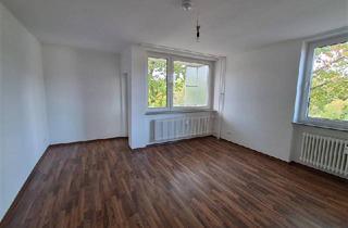 Wohnung mieten in Moorweg 34, 24582 Bordesholm, Modernisierte 2-Zimmer-Wohnung ca. 61,24 m² mit Loggia und Einbauküche