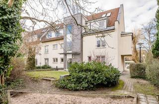 Wohnung kaufen in 14167 Berlin, Kapitalanlage in Zehlendorf mit ca. 94 m² Wohn-/Nutzfläche und zwei Stellplätzen