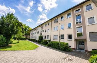 Wohnung kaufen in 60320 Frankfurt, Renovierte 2-Zimmer-Wohnung mit Balkon und Einbauküche in Frankfurt-Dornbusch