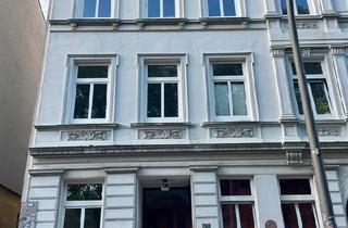 Wohnung kaufen in Thadenstraße, 22767 Hamburg, Hamburg - 2-Zi. Altbau-Whg. Vollbad, Balkon und eigenem Garten von privat