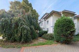 Wohnung kaufen in 79639 Grenzach-Wyhlen, Attraktive 2,5-Zimmer-Wohnung in besonderer Lage am Emilienpark