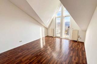 Wohnung kaufen in 75177 Oststadt, Einziehen und wohlfühlen: Helle Maisonette-Wohnung mit zwei Balkonen