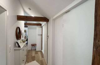 Wohnung mieten in Webergasse, 95326 Kulmbach, Helle 3-Zimmer-Dachgeschosswohnung mit moderner Küche und Garage in Kulmbach