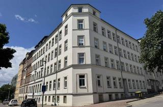 Wohnung mieten in Tschaikowskistraße 29, 09130 Sonnenberg, Schicke 3-Zimmer-Wohnung mit Einbauküche und Balkon