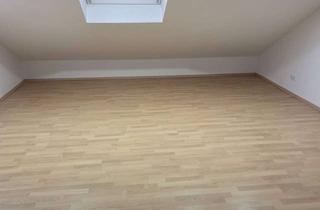Wohnung mieten in Händelstr, 46236 Bottrop, Lebendiger Wohnraum: 2,5-Zimmer-Wohnung in Bottrop Nord-Ost