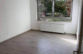 Wohnung mieten in Johann-Sebastian-Bach-Straße 102, 40789 Monheim, Frisch Sanierte 1-Zimmer-Wohnung mit Balkon in Monheim am Rhein