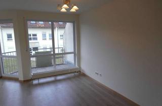 Wohnung mieten in Neue Straße 56, 04683 Belgershain, Helle 2-Zimmer-Wohnung mit Balkon, Wannen- und Duschbad, Gäste-WC und TG-Stellplatz in Köhra