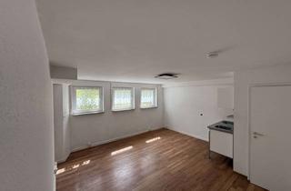 Wohnung mieten in Emil-Schmidt-Weg 34, 74523 Schwäbisch Hall, Praktisches 1-Zimmer-Souterrain-Apartment