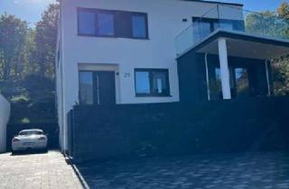 Wohnung mieten in Am Osterborn 21, 56812 Cochem, Großzügige Neubauwohnung mit Burgblick, Balkon und Wallbox