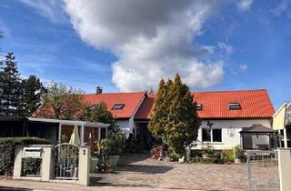 Haus kaufen in 86343 Königsbrunn, Wohnen und Arbeiten auf einem Grundstück - vielseitiges Gewerbeobjekt mit Wohnhaus* Königsbrunn-Süd