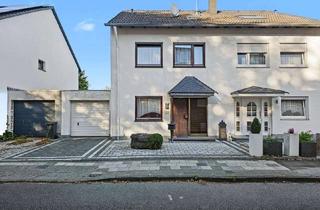Doppelhaushälfte kaufen in 52477 Alsdorf, Alsdorf-Mariadorf: Schöne Doppelhaushälfte mit großem Garten, Garage und Ausbaureserve
