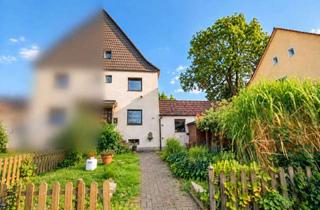 Doppelhaushälfte kaufen in 44369 Huckarde, Doppelhaushälfte in Dortmund-Huckarde mit ca. 134 m² Wohnfläche und großem Garten