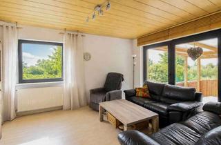 Doppelhaushälfte kaufen in 44369 Huckarde, Doppelhaushälfte in Dortmund-Huckarde mit ca. 134 m² Wohnfläche und großem Garten