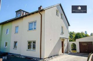 Doppelhaushälfte kaufen in 92237 Sulzbach-Rosenberg, Doppelhaushälfte mit 155 m² Wohnfläche, zwei Wohnungen und Garten in Sulzbach-Rosenberg