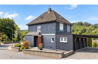 Einfamilienhaus kaufen in 51766 Engelskirchen, Einfamilienhaus mit Garten und Carport - Viel Platz, hohe Decken und gute Anbindung