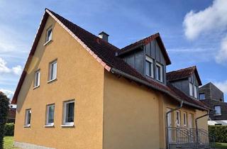 Haus mieten in 97215 Uffenheim, Großzügige DHH mit zwei Wohnbereichen und Garten, ideal für eine Familie oder Mehrgenerationen