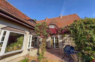 Haus kaufen in 14532 Stahnsdorf, Charmantes Wohnhaus mit großem Grundstück und viel Potenzial – Sanierung oder Neubau in Stahnsdorf